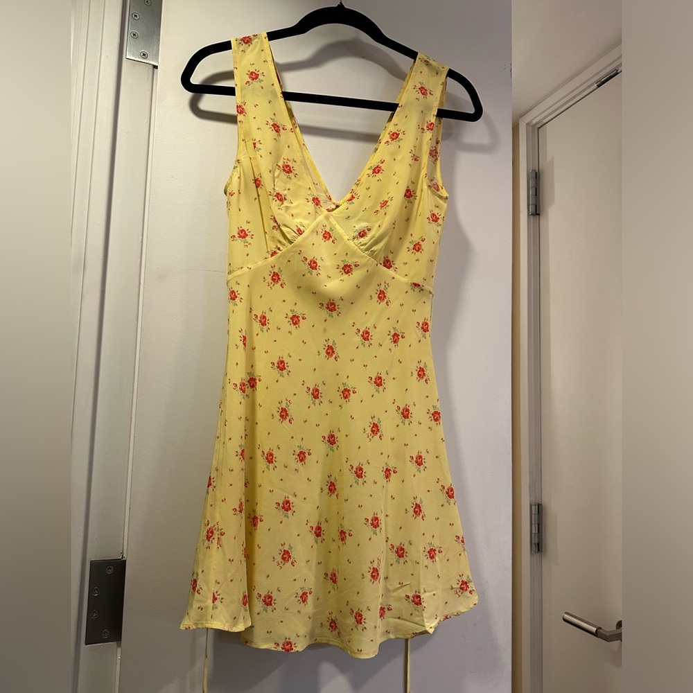 Yellow/red floral Realization Par silk dress. Size XS. Full-priced online.